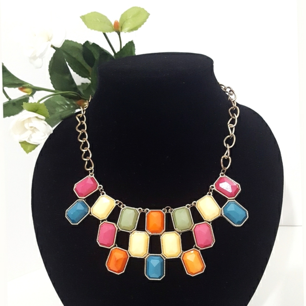 Vintage🔥Multicolor Geometric Statement Short Necklace